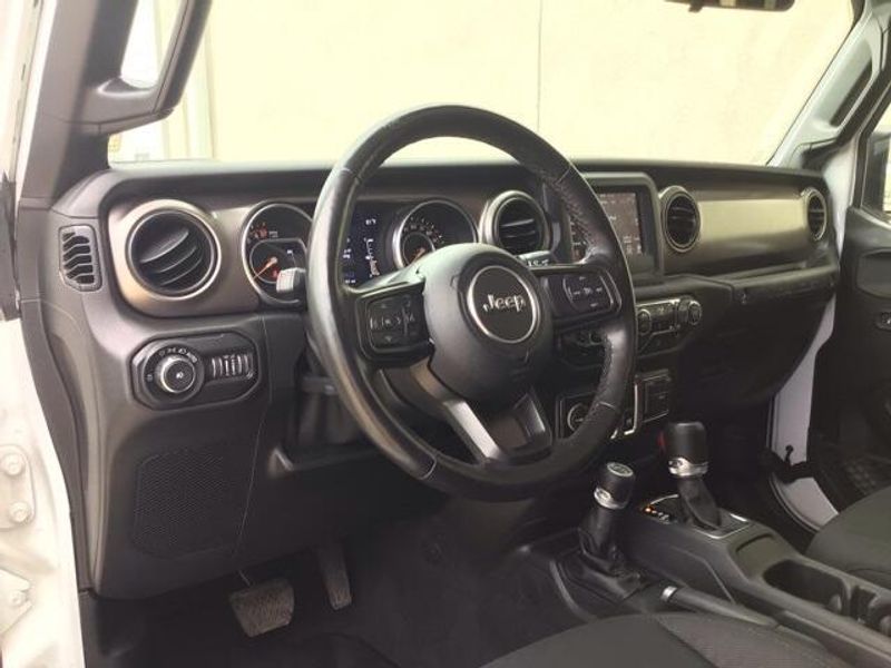 2020 Jeep Wrangler WillysImage 9