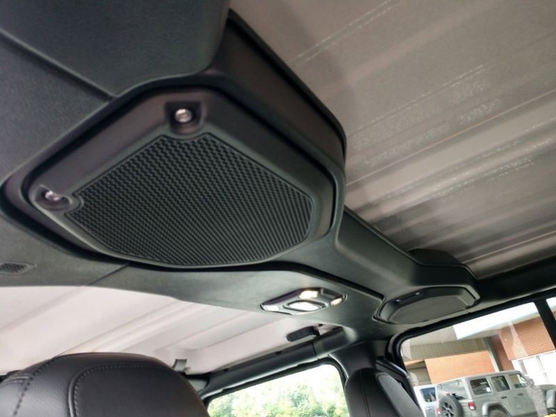 2023 Jeep Gladiator Rubicon 4x4Image 16