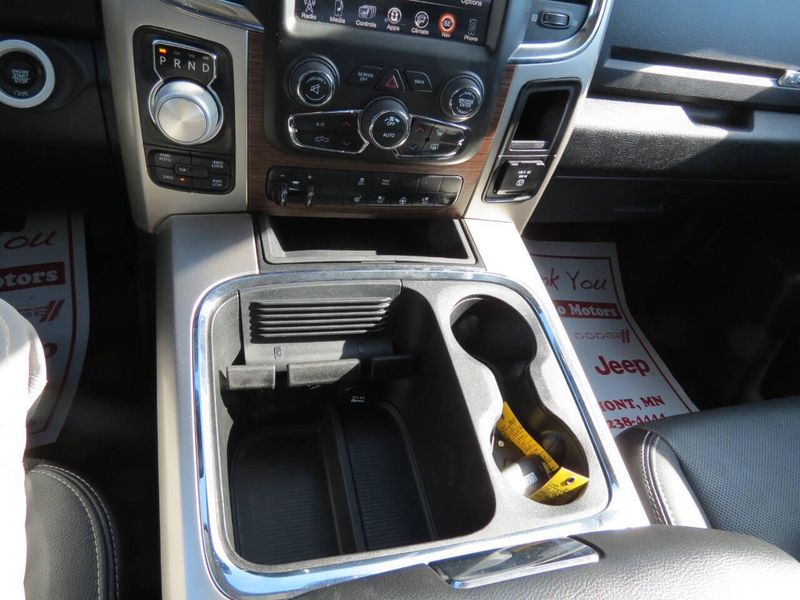 Used 2017 RAM 1500 Laramie 4x4 4dr Crew Cab 5.5 ft. SB PickupImage 16