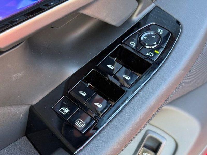 New 2026 BMW M5 BaseImage 15