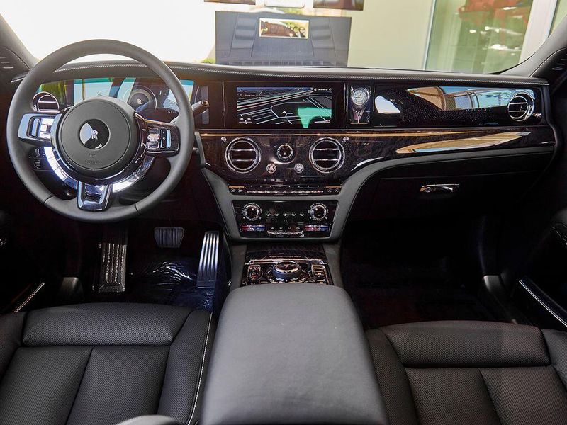 New 2026 Rolls-Royce Ghost Image 4