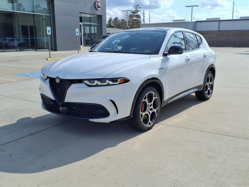 New 2025 Alfa Romeo Tonale VeloceImage 2