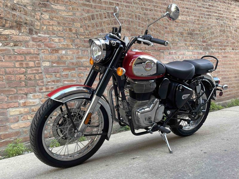 2022 Royal Enfield Classic 350  Image 4