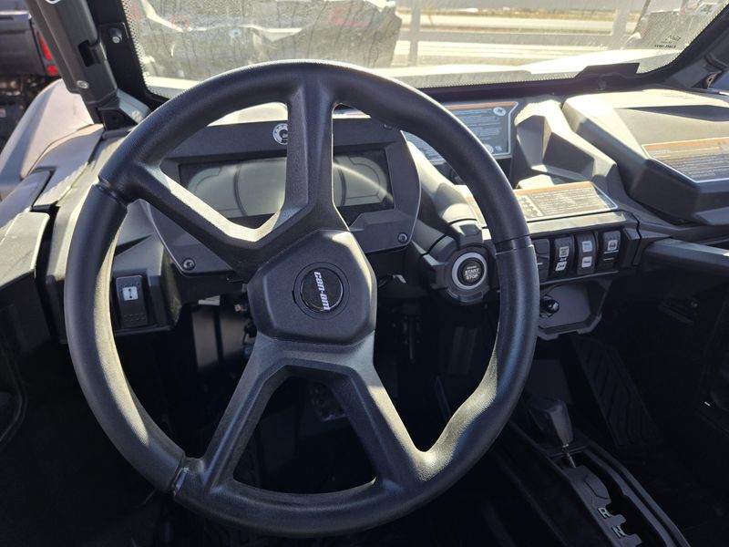 NEW 2026 CAN-AM COMMANDER MAX XTP 1000R Image 21