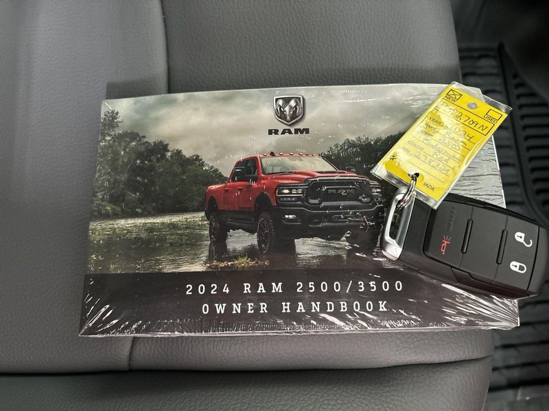 2024 RAM 2500 Tradesman Crew Cab 4x4 6