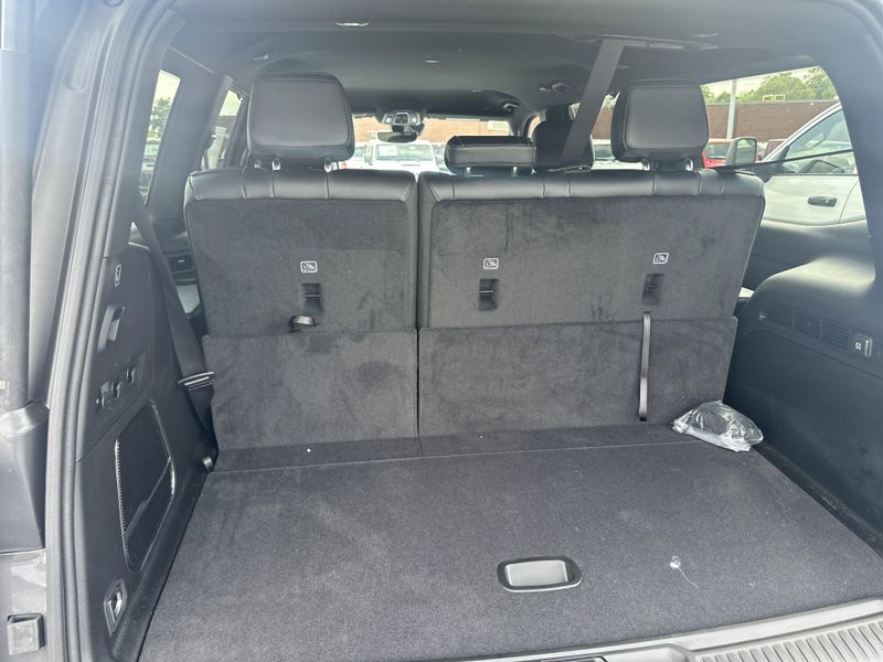2025 Jeep Wagoneer Carbide 4x4Image 14