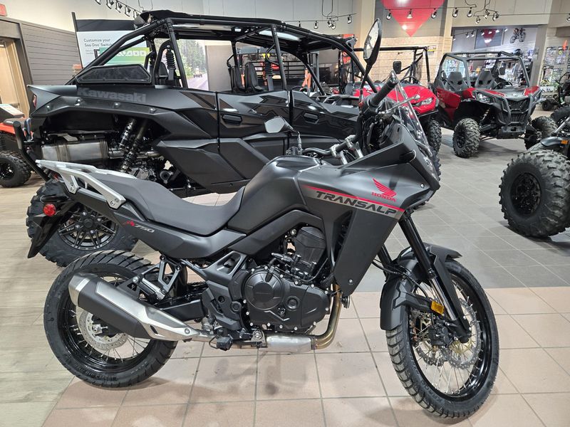2024 Honda TRANSALP MATTE BLACK METALLIC Image 2