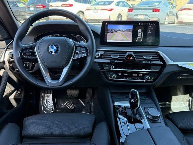 Used 2023 BMW 5 Series 530e iPerformanceImage 31