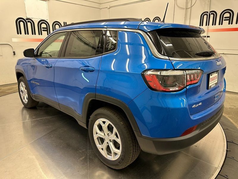 2024 Jeep Compass Latitude 4x4Image 8