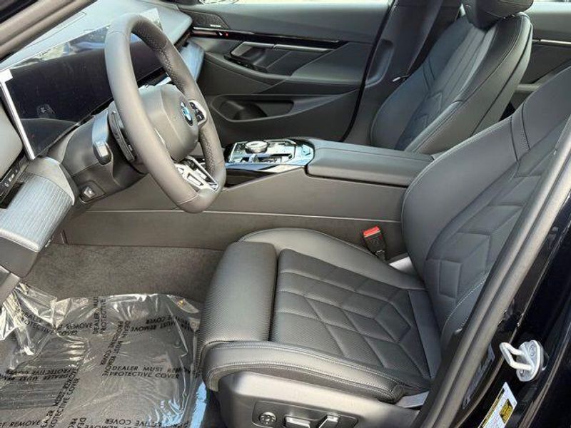 New 2026 BMW 5 Series 530iImage 17