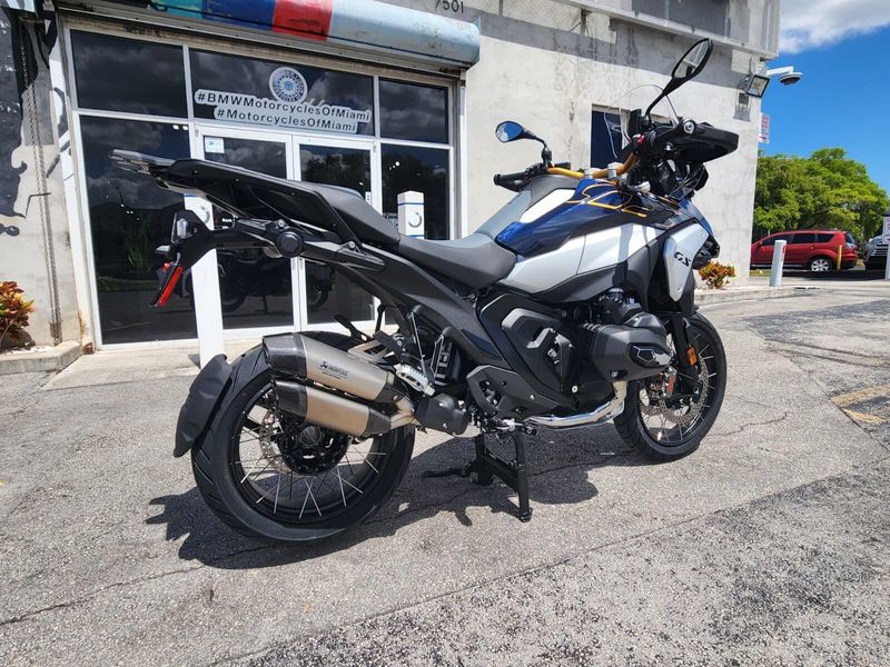 2026 BMW R 1300 GSImage 12