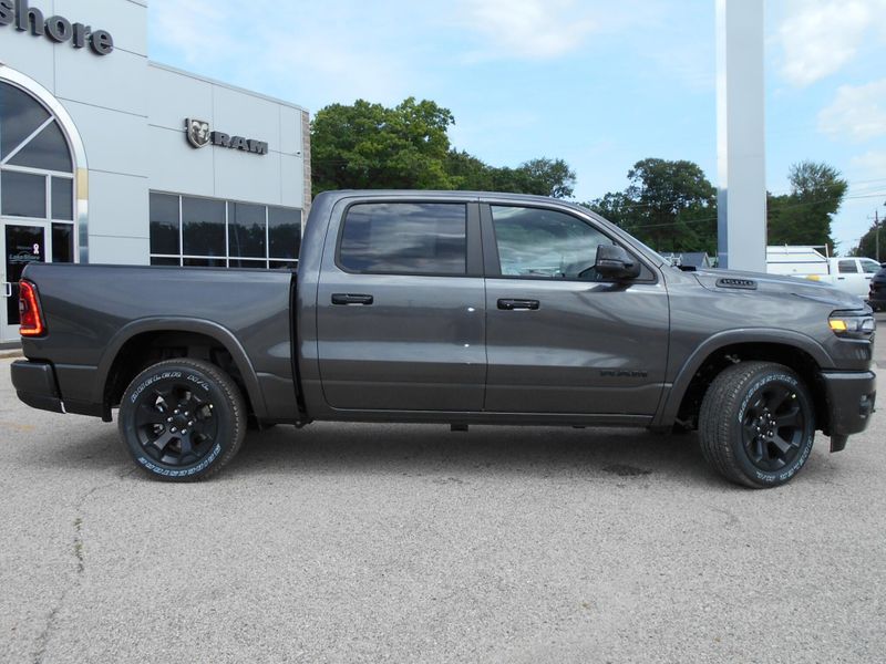 2025 RAM 1500 Big Horn Crew Cab 4x4 5