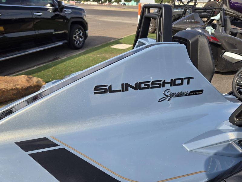 NEW 2026 POLARIS SLINGSHOT SIGNATURE EDITION AUTODRIVE Image 12