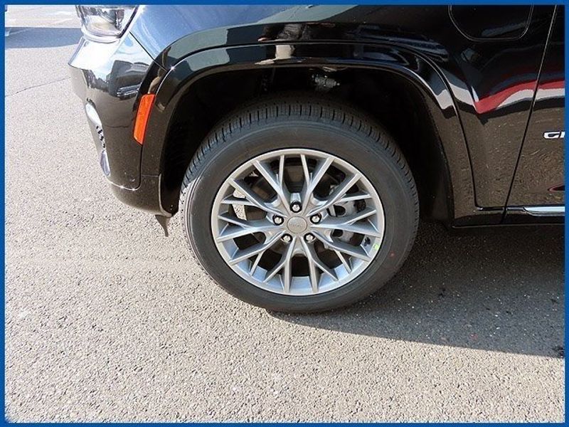 2022 Jeep Grand Cherokee 4xe Summit Reserve 4xeImage 4