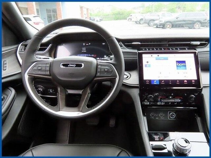 2025 Jeep Grand Cherokee LimitedImage 12