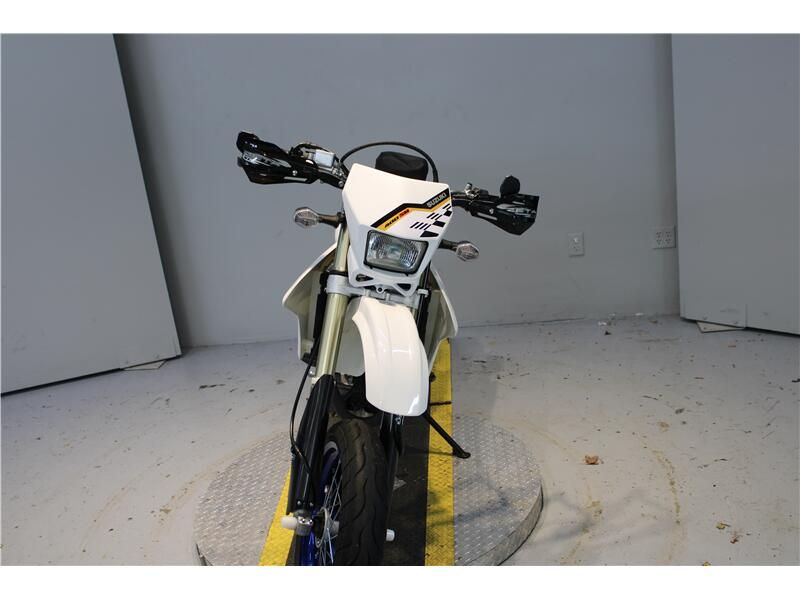 Used 2024 Suzuki DR-Z400SM Image 4