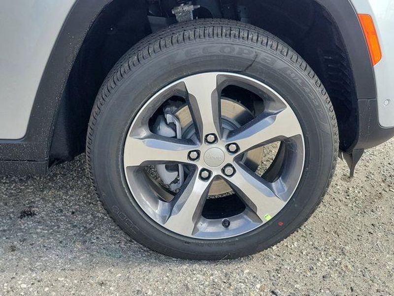 New 2026 Jeep Grand Cherokee Limited 4x4