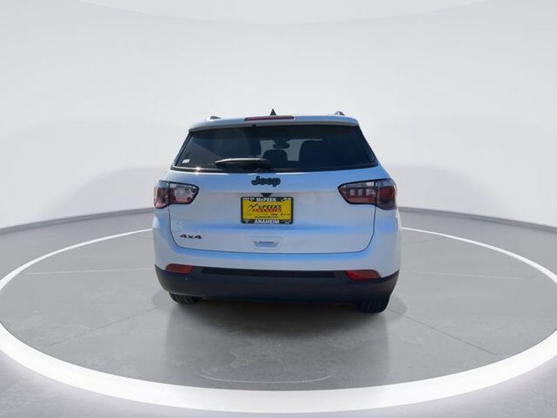 New 2026 Jeep Compass Latitude Altitude 4x4Image 7