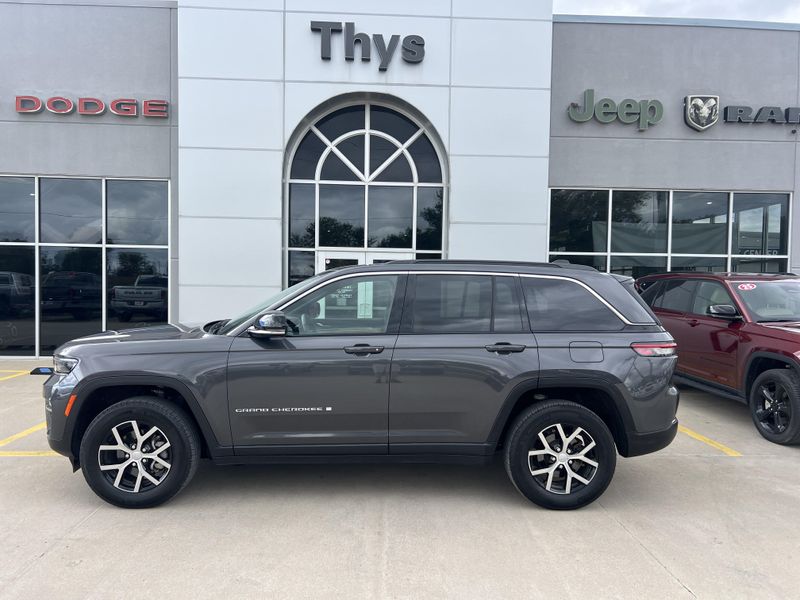 Used 2025 Jeep Grand Cherokee LimitedImage 42