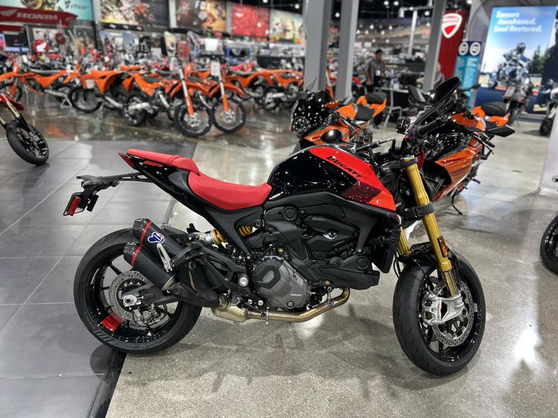 2025 Ducati MONSTER SP Image 4