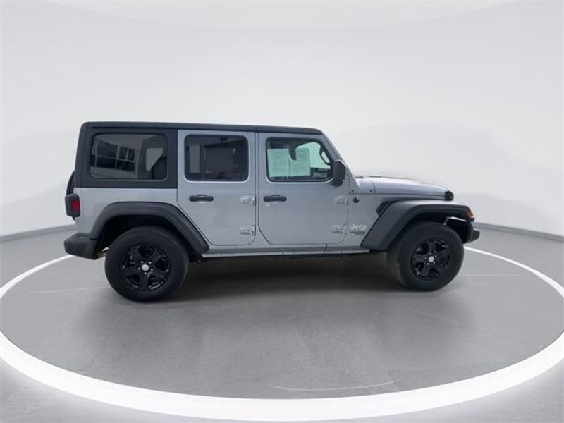 2020 Jeep Wrangler Unlimited Sport SImage 9