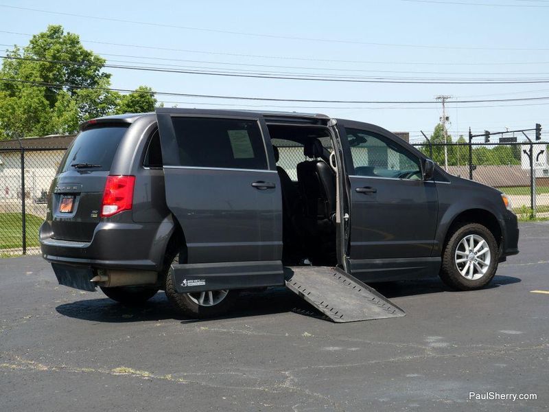 2019 Dodge Grand Caravan SXTImage 7