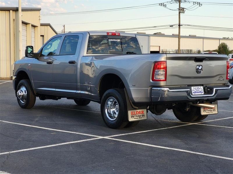 2024 RAM 3500 Tradesman Crew Cab 4x4 8