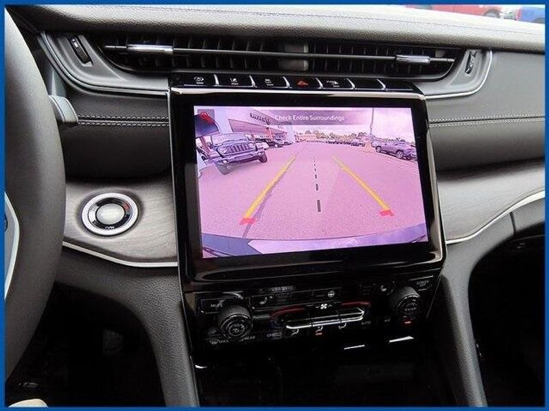 New 2025 Jeep Grand Cherokee LimitedImage 18