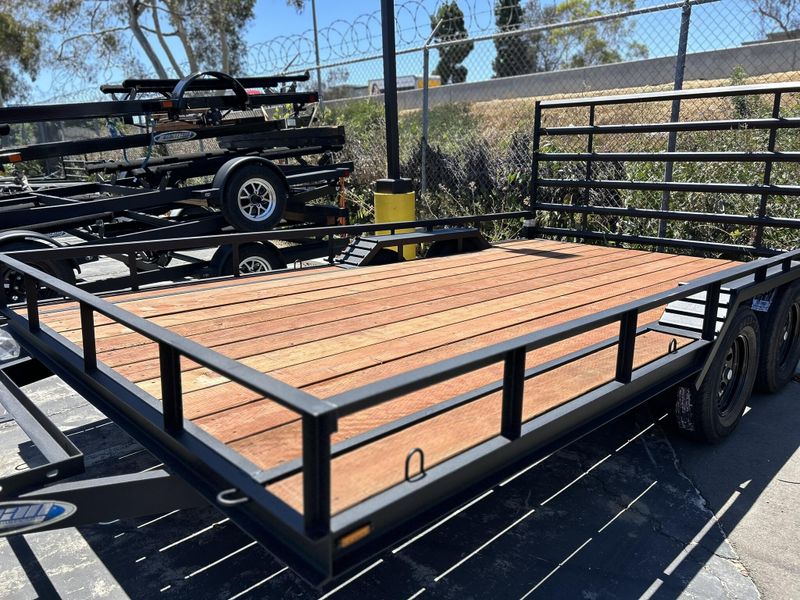 New 2025 Zieman F-816 WIDE BODY Image 14