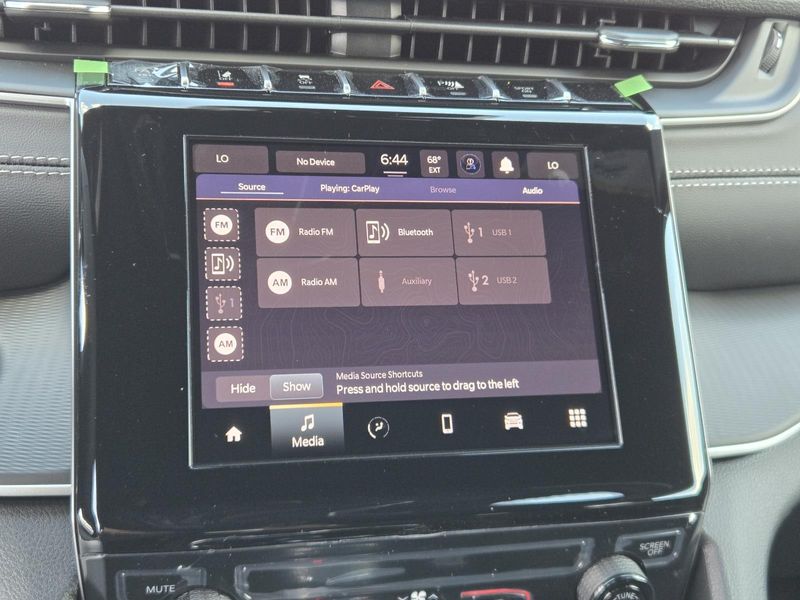 New 2026 Jeep Grand Cherokee Laredo 4x2