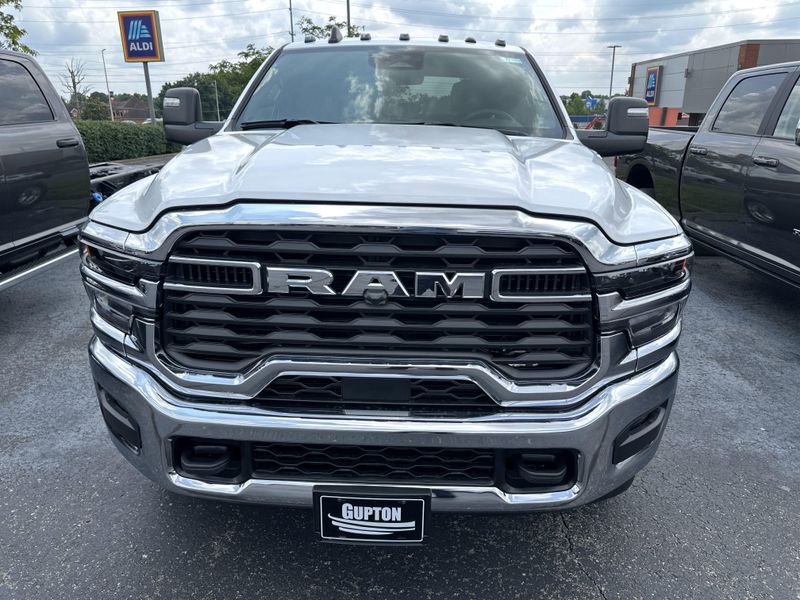 New 2025 RAM 3500 Tradesman Crew Cab Chassis 4x4 60