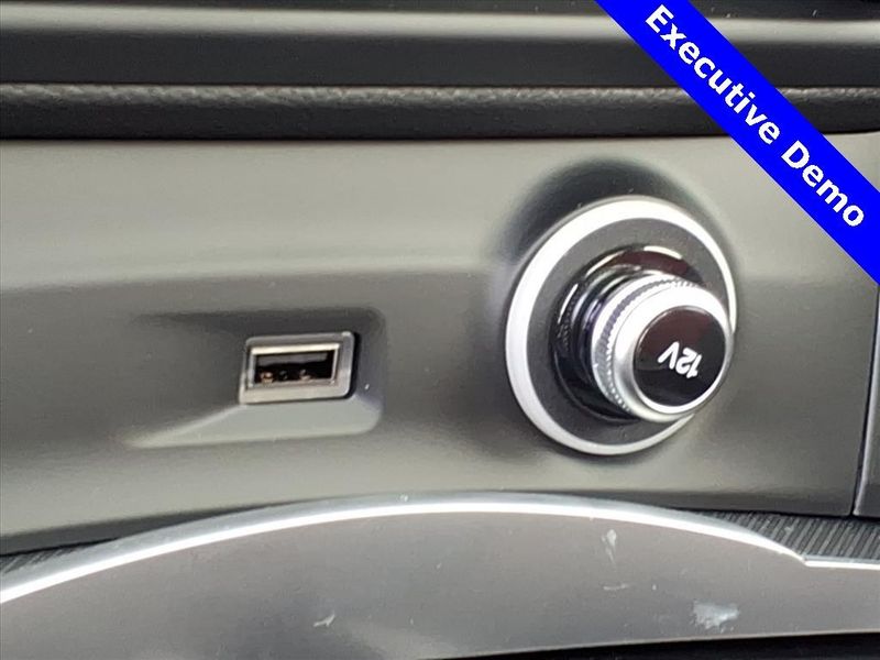 New 2025 Alfa Romeo Stelvio VeloceImage 24