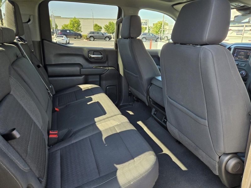 Used 2023 Chevrolet Silverado 1500 2WD Crew Cab 147 Custom