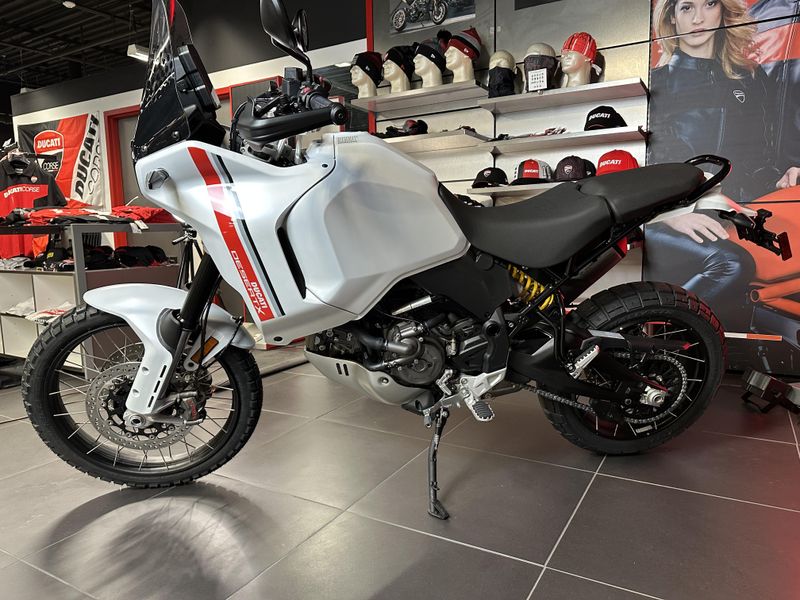 2025 Ducati DesertxImage 2