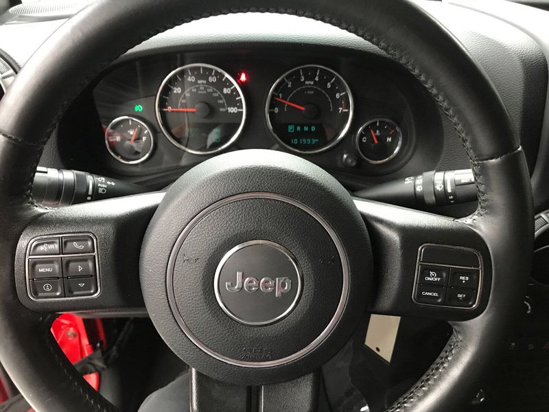 Used 2016 Jeep Wrangler JK SportImage 6