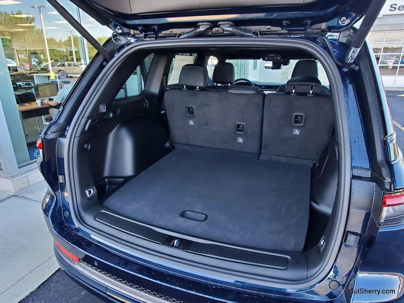 New 2026 Jeep Grand Cherokee Limited Reserve 4x4
