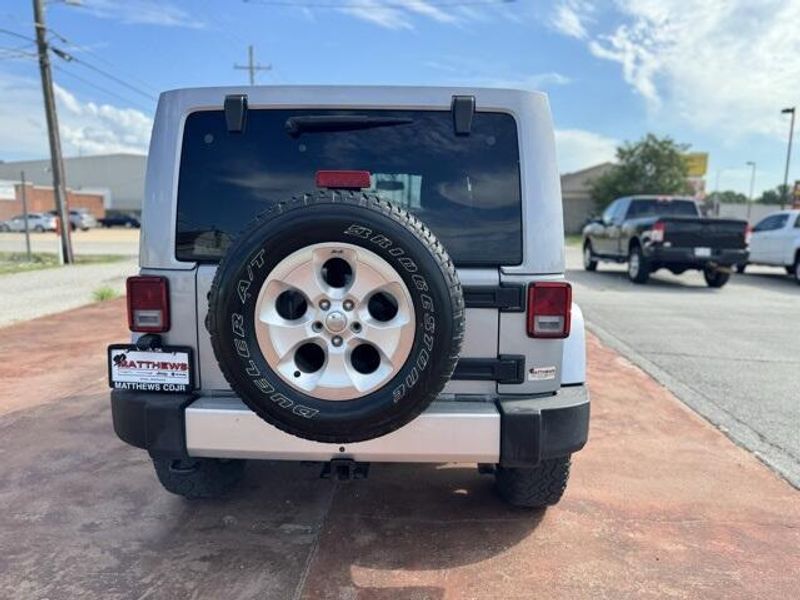 2014 Jeep Wrangler Unlimited SaharaImage 6