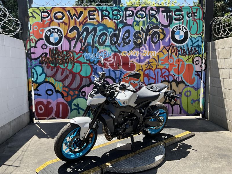 New 2025 Yamaha MT-09 Image 2