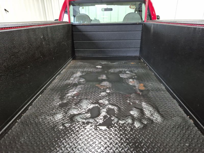 2008 Ford F-250 XLImage 18