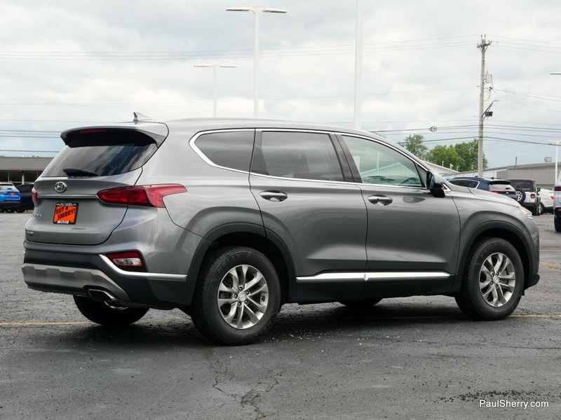 Used 2019 Hyundai Santa Fe SELImage 14
