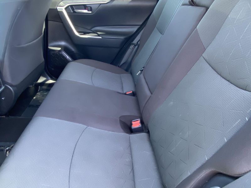 2023 Toyota RAV4 XLEImage 16