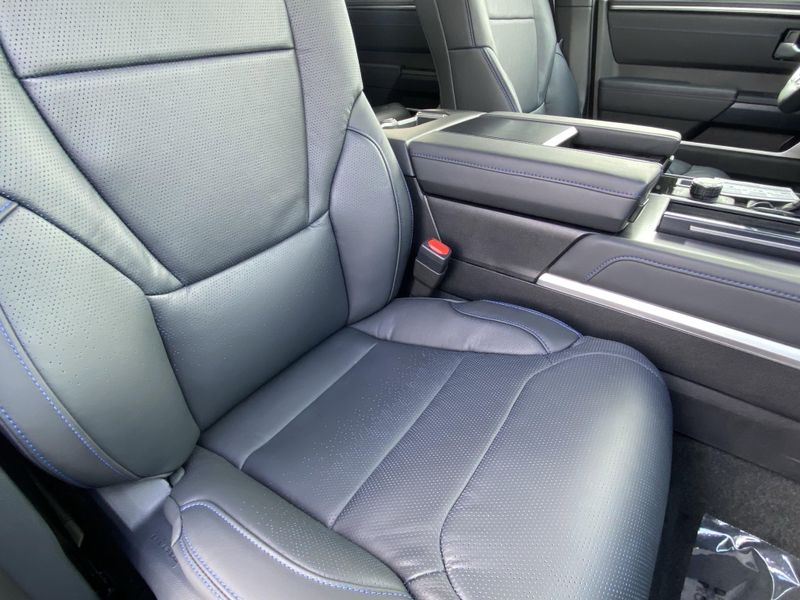 New 2025 Toyota Tundra Platinum HybridImage 11