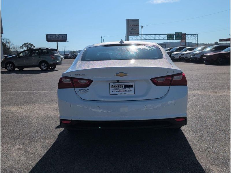 Used 2024 Chevrolet Malibu LTImage 4
