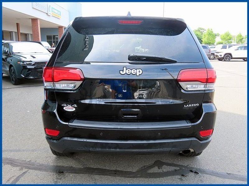 2021 Jeep Grand Cherokee Laredo EImage 6