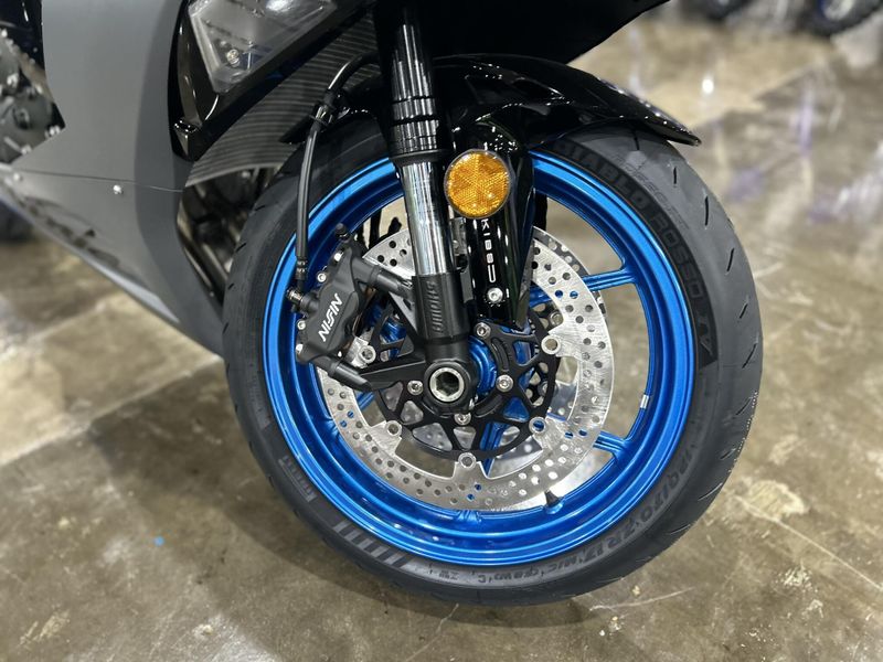 New 2026 Kawasaki NINJA ZX-6R Image 9