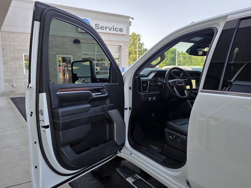 Used 2025 GMC Sierra 2500HD Denali