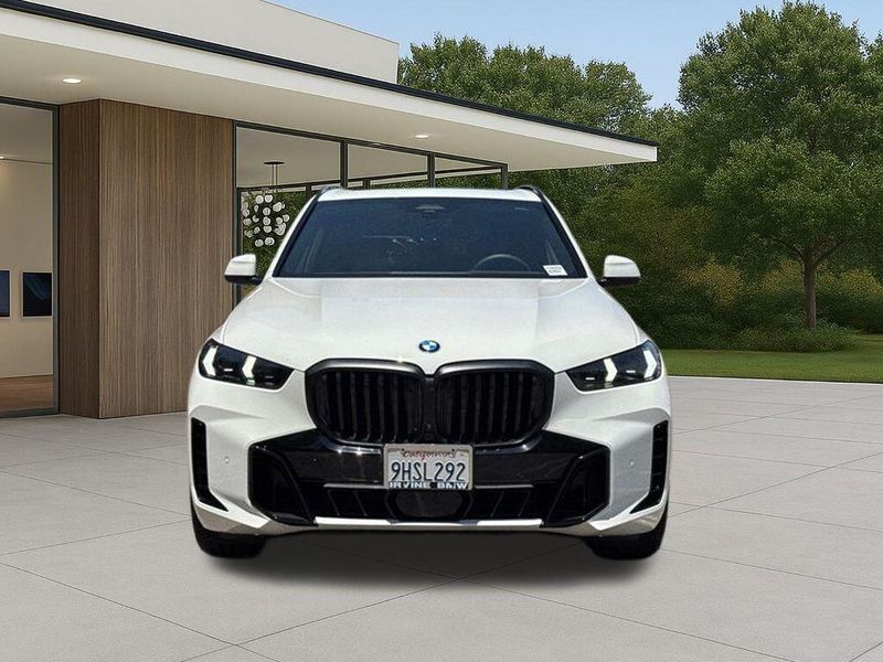 Used 2024 BMW X5 xDrive40iImage 4