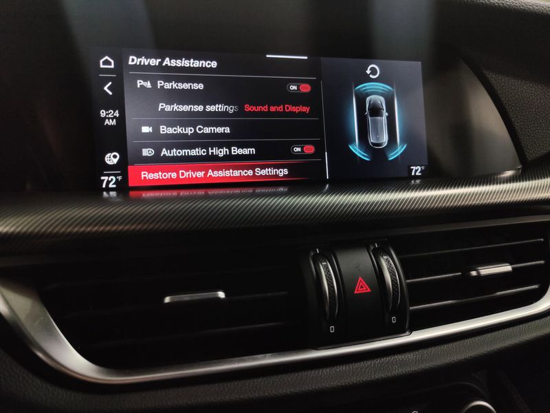 2024 Alfa Romeo Stelvio Veloce AWD w/Activ AsstImage 10