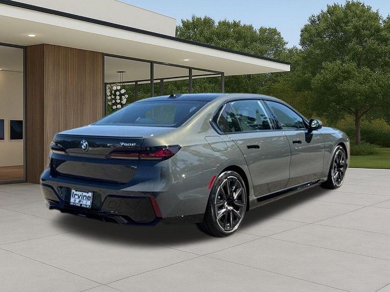 New 2026 BMW 7 Series 750e xDriveImage 8