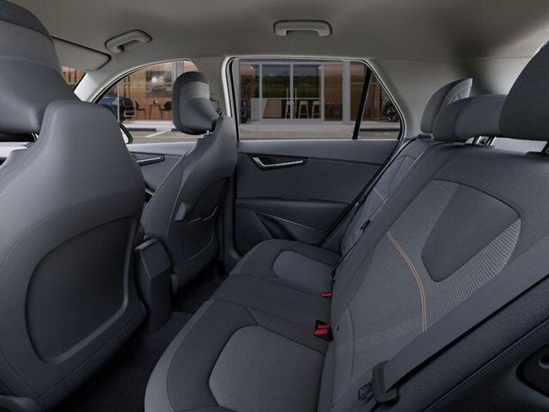New 2026 Kia Niro LXImage 19